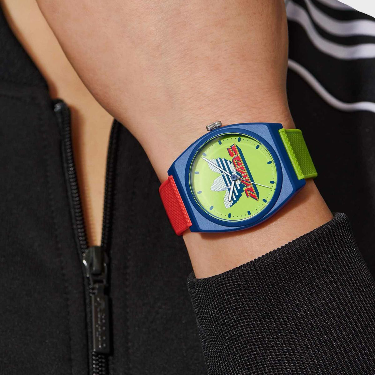 adidas Originals  PROJECT TWO GRFX アディダス オリジナルス プロジェクトツーグラフィック  / AOST23055