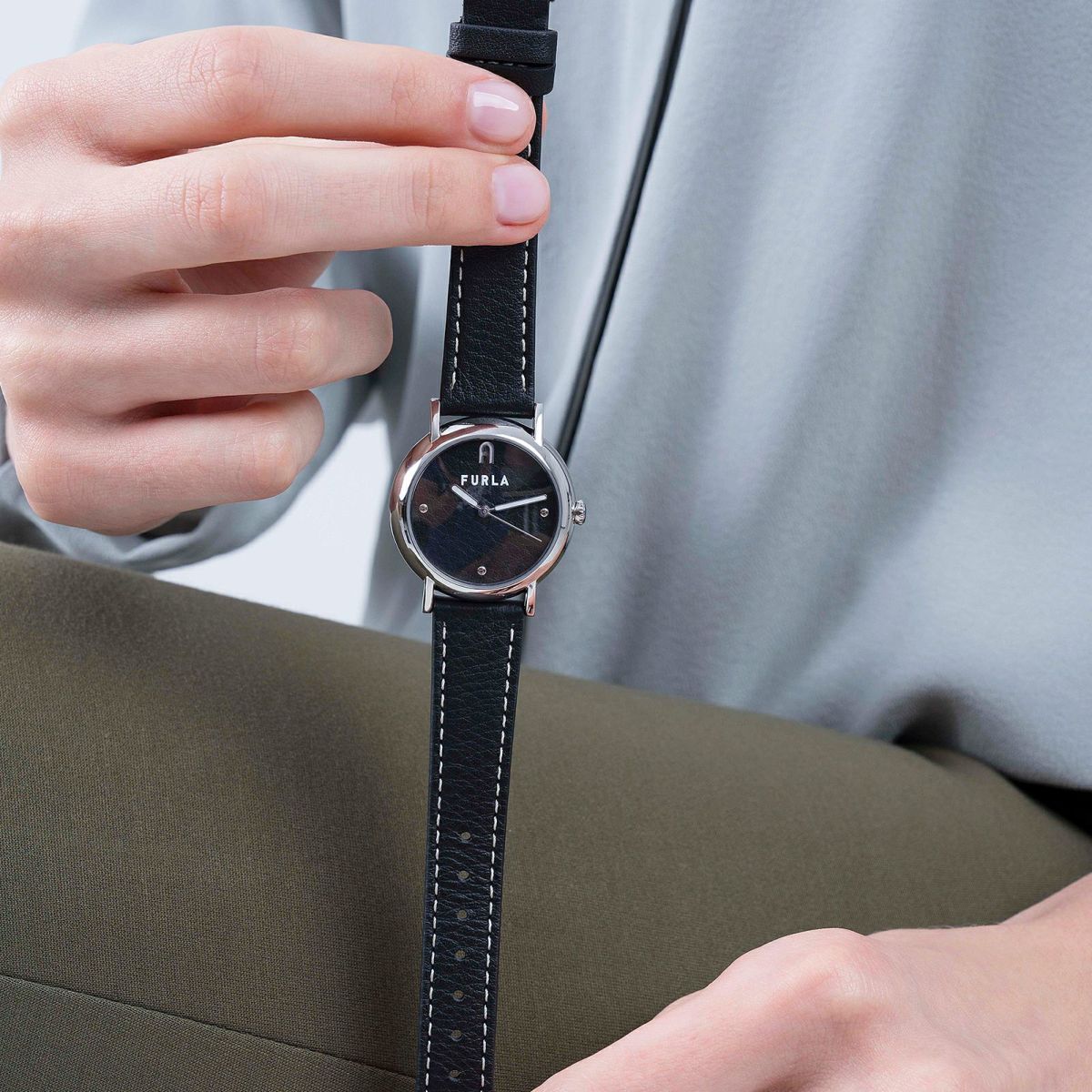 FURLA  FURLA EASY SHAPE フルラ フルライージーシェイプ  / WW00024015L1