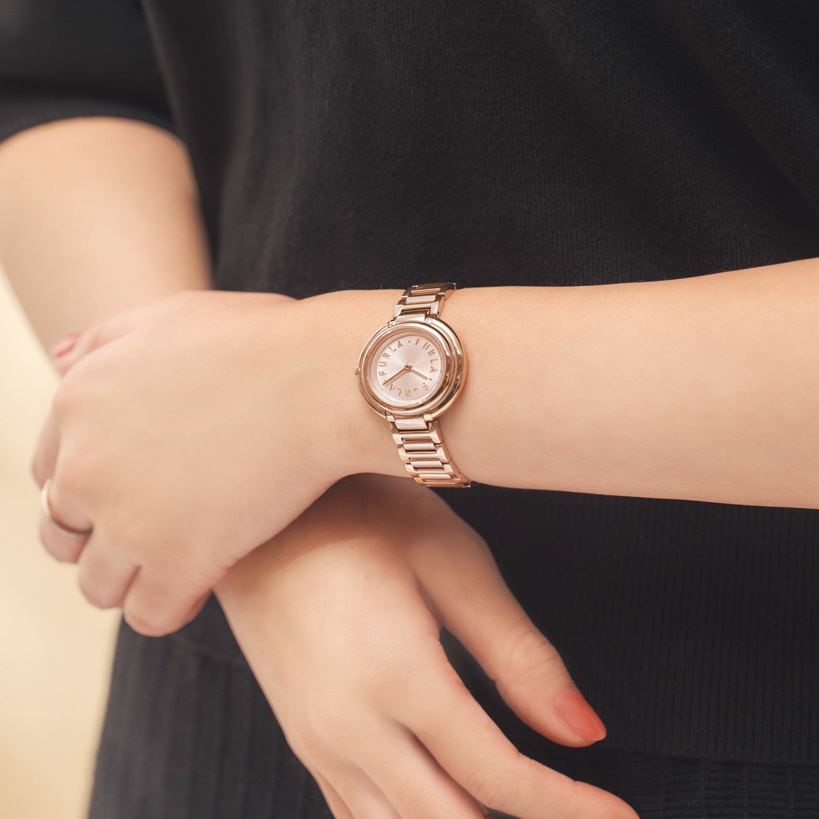 FURLA  ICON SHAPE フルラ フルラアイコンシェイプ / WW00031002L3