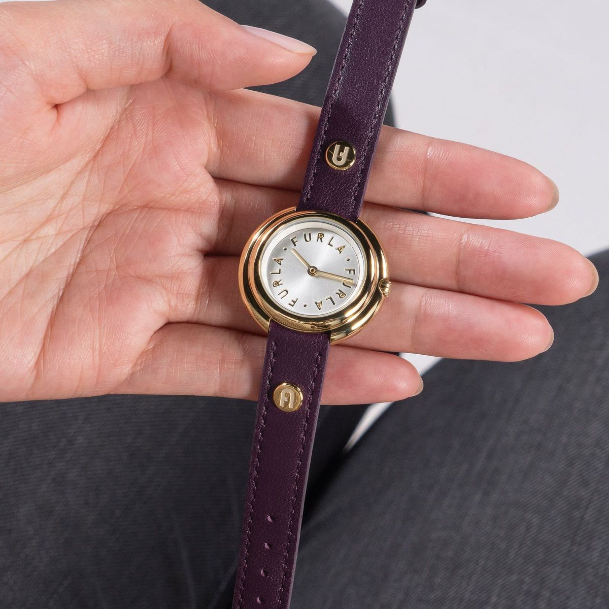 FURLA  ICON SHAPE フルラ フルラアイコンシェイプ / WW00031006L2