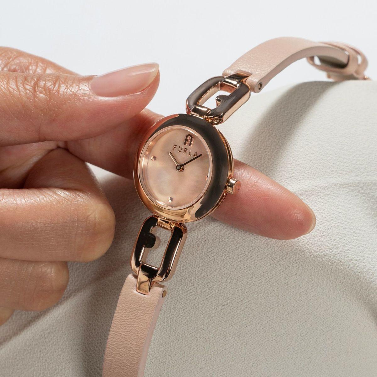 FURLA  FURLA ARCO CHAIN フルラ フルラアルコチェーン  / WW00015016L3