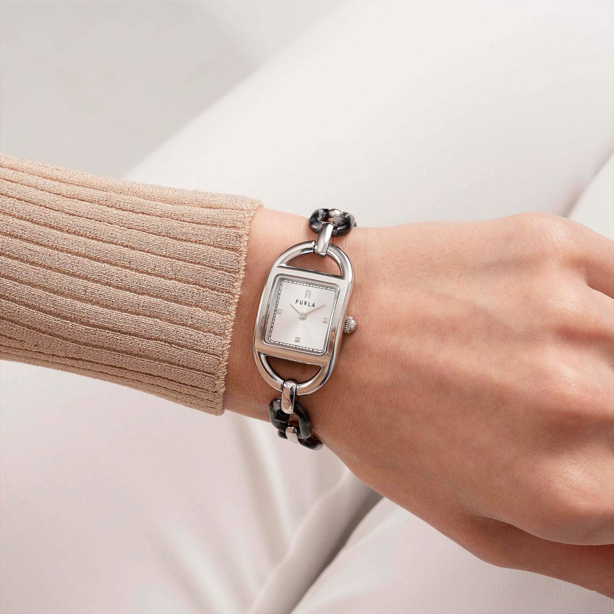 FURLA  FURLA CHAIN SQUARE フルラ フルラ チェーンスクエア  / WW00026001L1