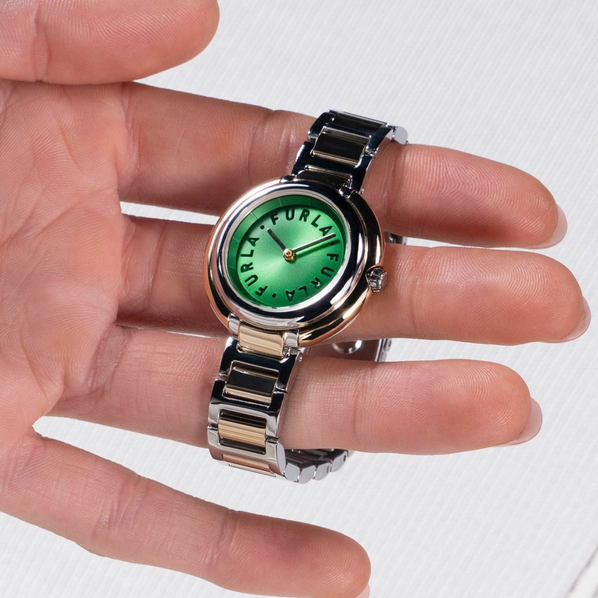 FURLA  FURLA ICON SHAPE フルラ フルラ アイコンシェイプ  / WW00031010L4