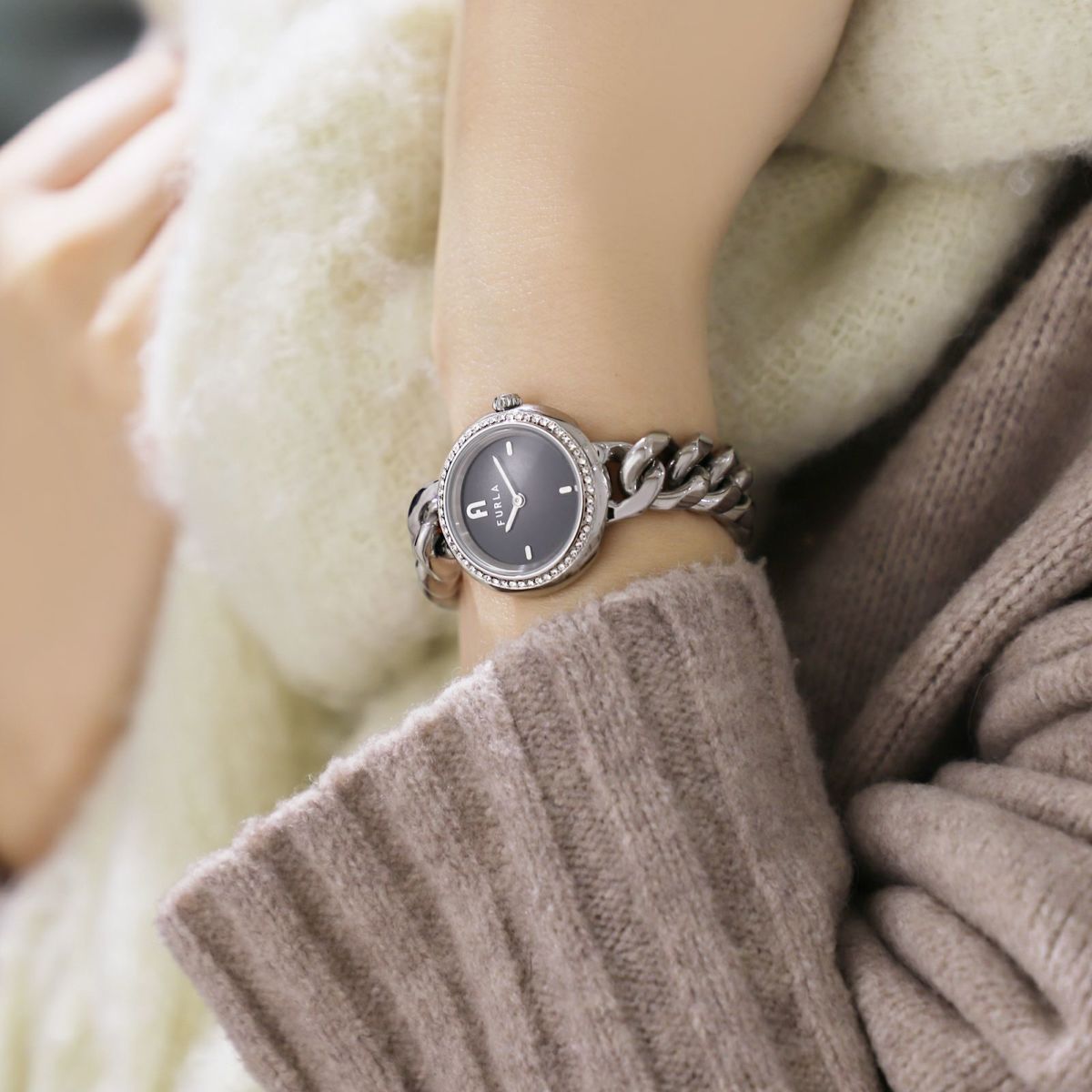 FURLA  FURLA CHAIN ROUND フルラ フルラ チェーン ラウンド  / WW00019001L1