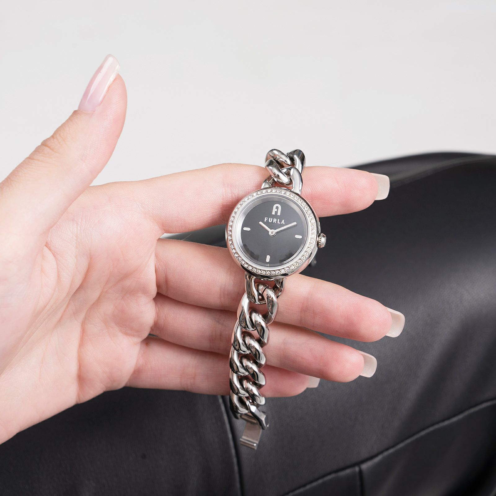 FURLA  FURLA CHAIN ROUND フルラ フルラ チェーン ラウンド  / WW00019001L1