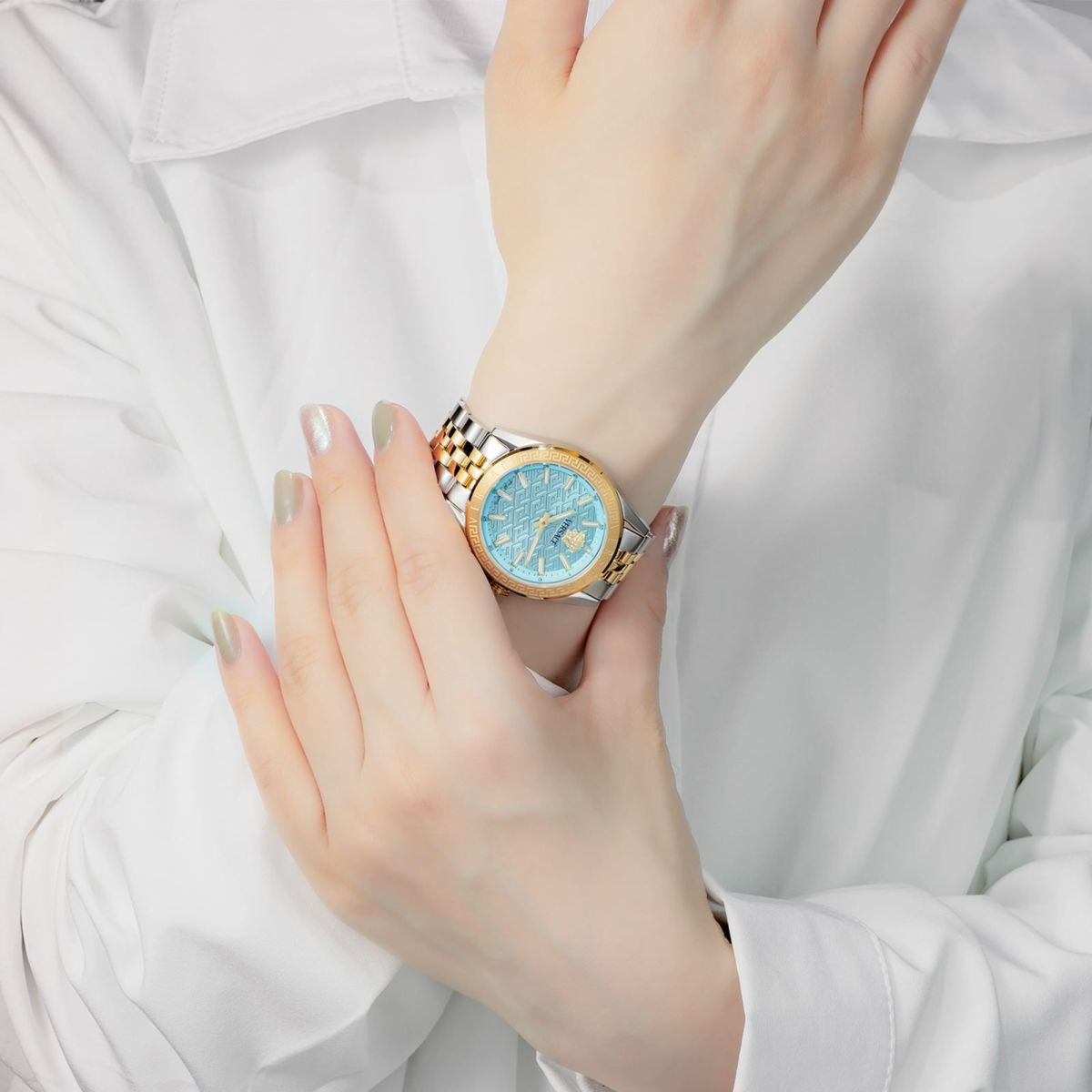 Versace  V-CODE LADY ヴェルサーチェ ヴィコードレディ  / VE8I00524