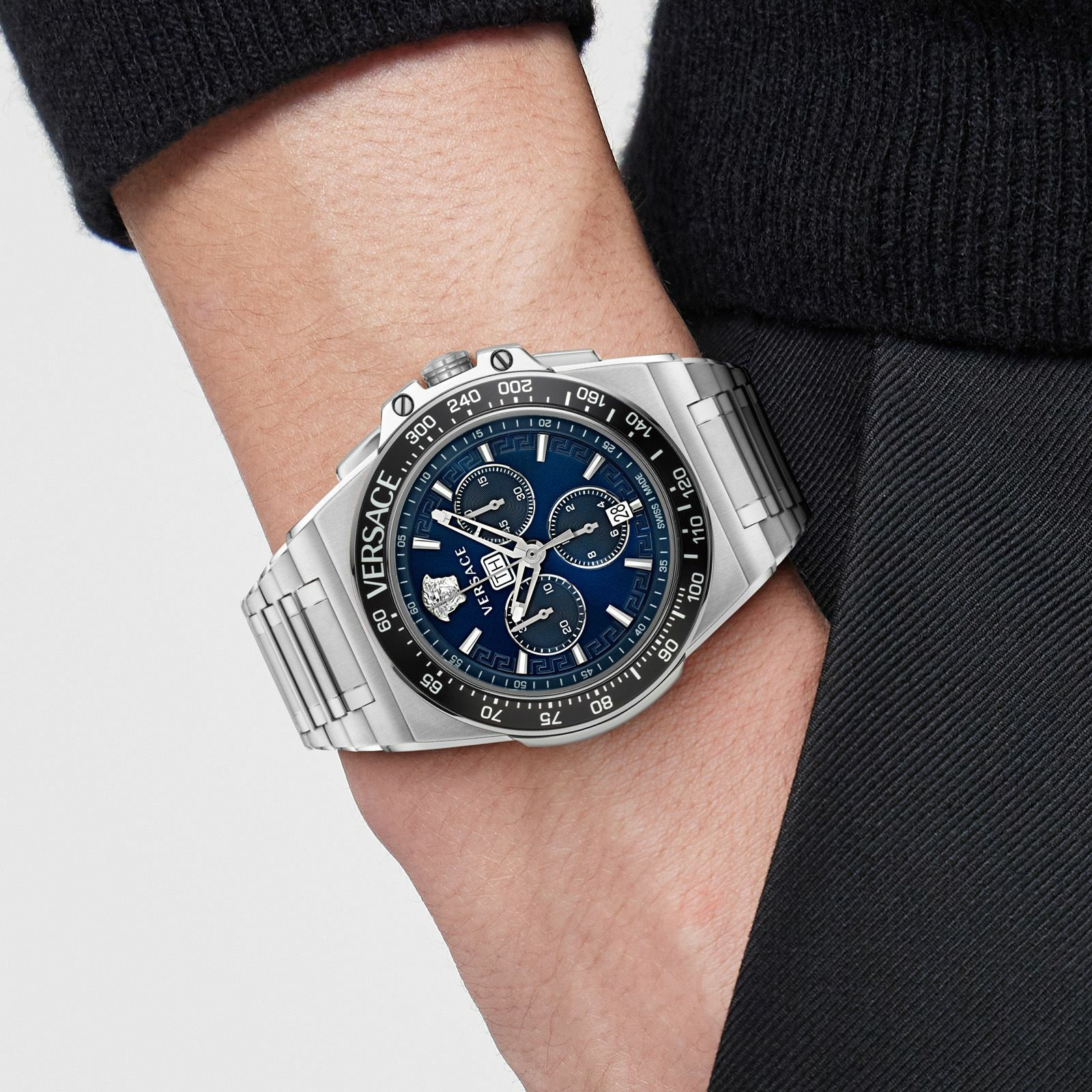 Versace  GRECA EXTREME CHRONO ヴェルサーチェ グレカエクストリームクロノ  / VE7H00423