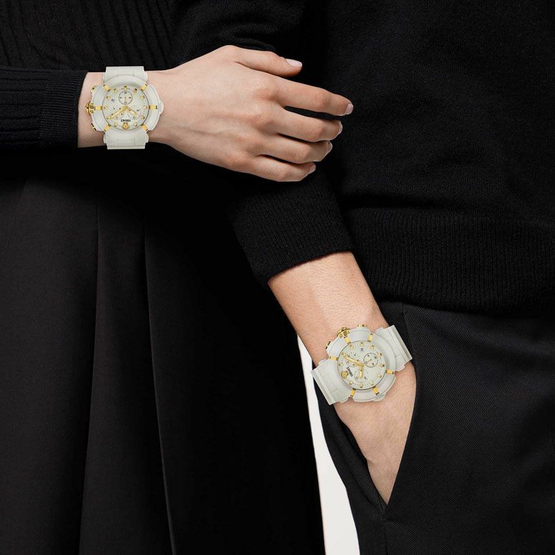 Versace  REAL ACTIVE CHRONO ヴェルサーチェ ヴェルサーチェ　リアルアクティブクロノ / VE0L00225