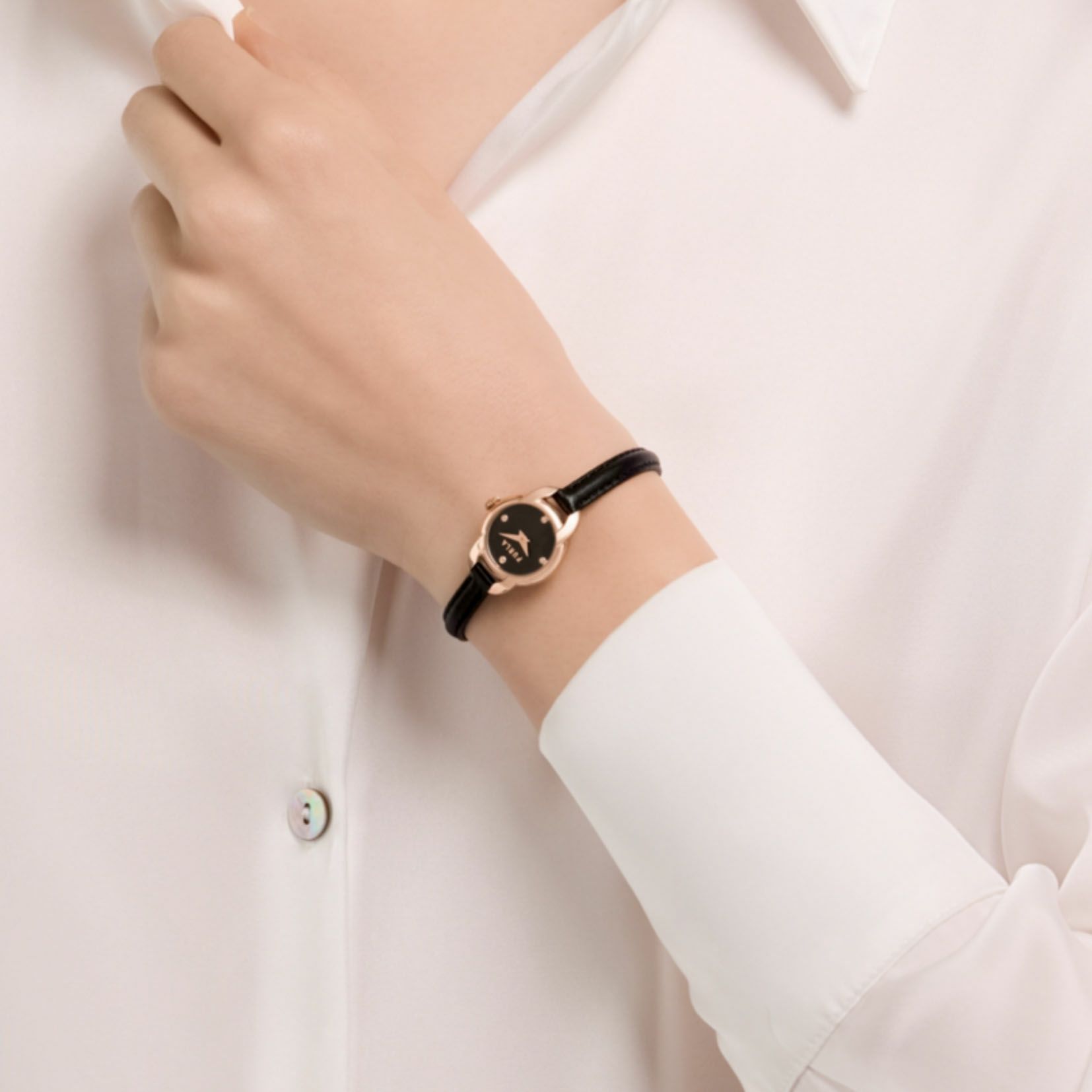 FURLA FURLA MINI SHAPE フルラ フルラ　ミニシェイプ / WW00064004L3